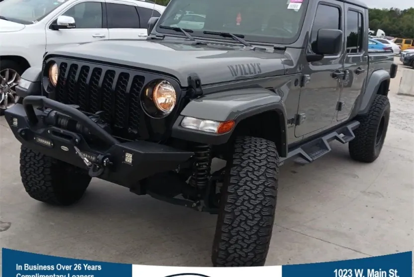 2021 Jeep Gladiator Willys photo 1