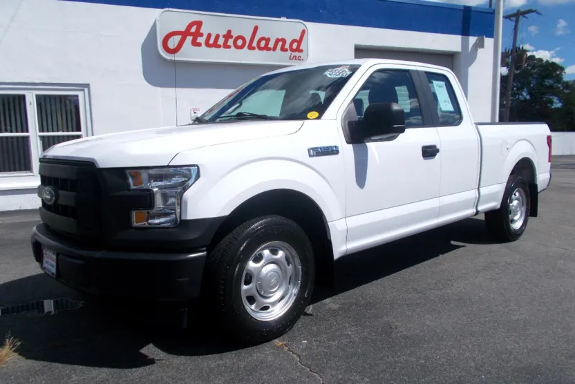 2017 Ford F-150 XL photo 1