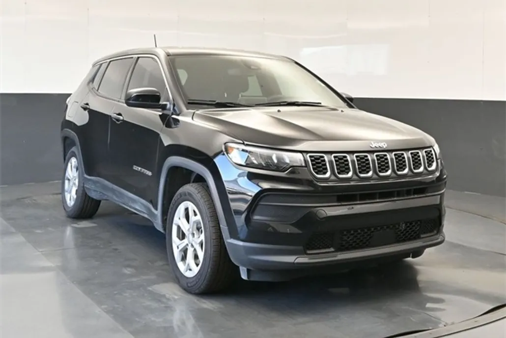 2025 Jeep Compass Sport photo 1