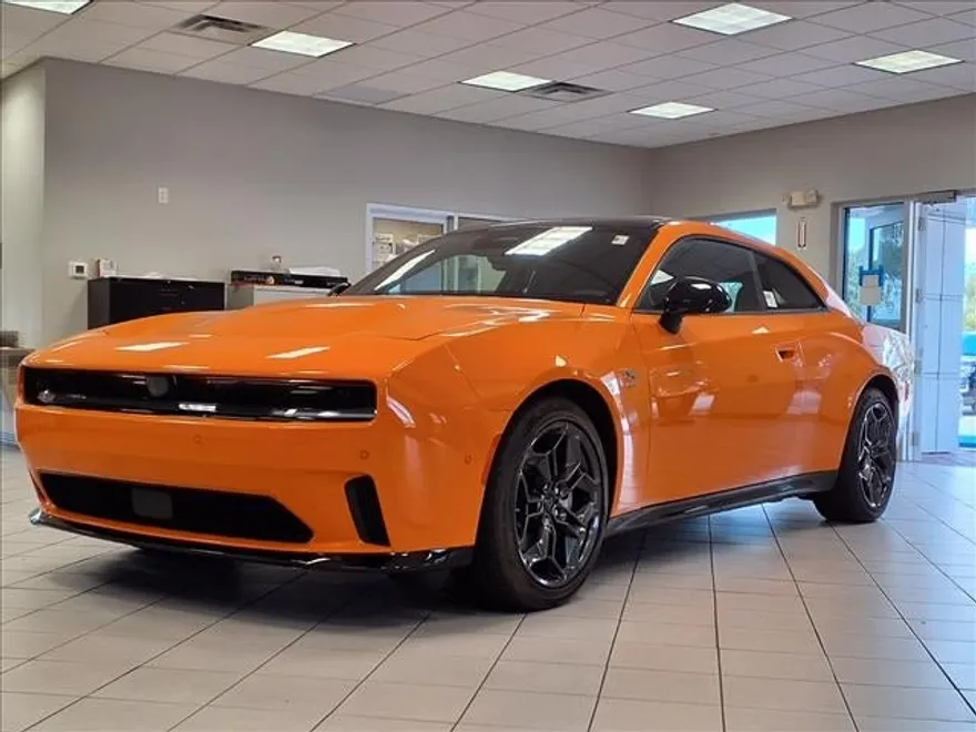 2025 Dodge Charger Daytona R/T photo 1