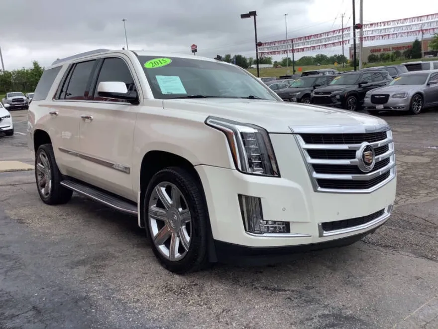 2015 Cadillac Escalade Luxury photo 1