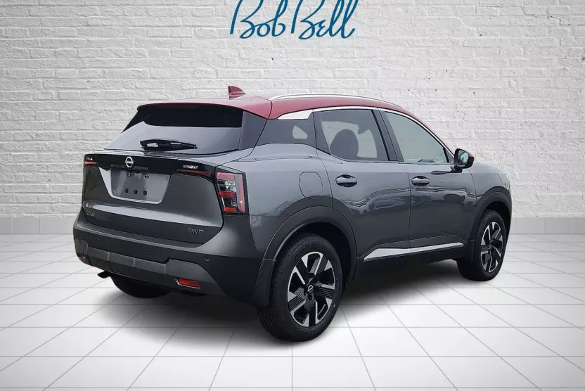 2025 Nissan Kicks SV photo 1