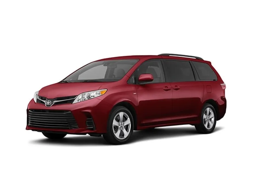 2018 Toyota Sienna LE photo 1
