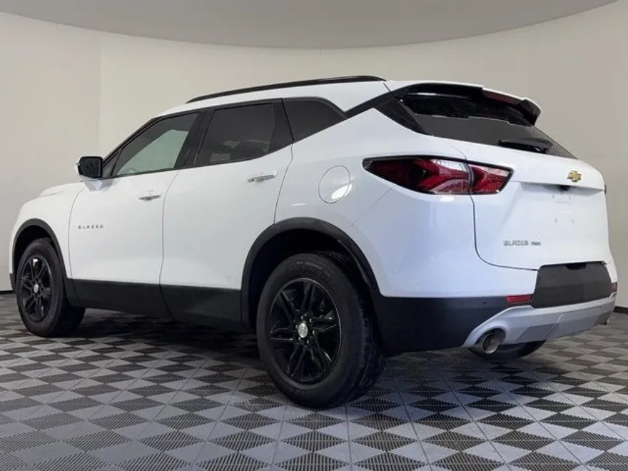 2022 Chevrolet Blazer 2LT photo 1
