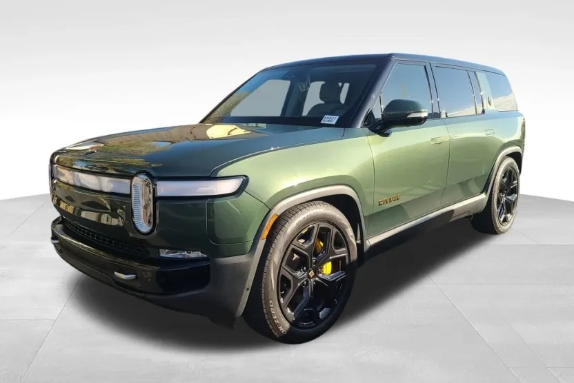 2023 Rivian R1S Adventure photo 1