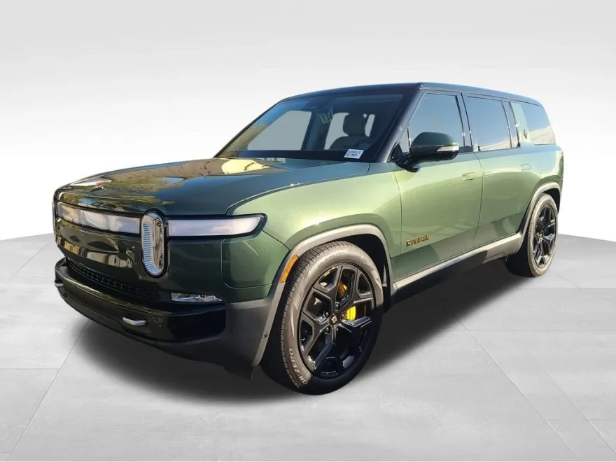 2023 Rivian R1S Adventure photo 1