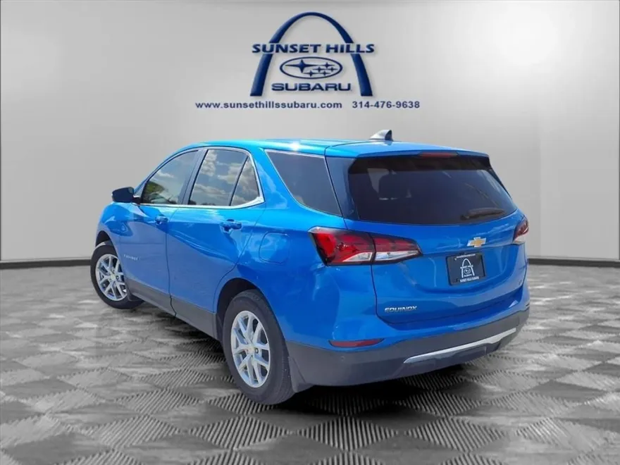 2024 Chevrolet Equinox LT photo 1