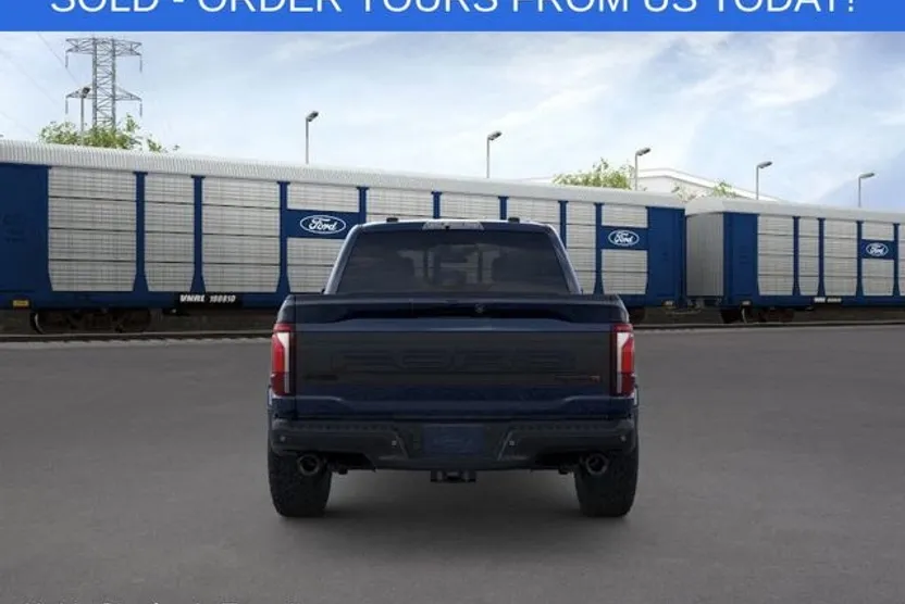 2025 Ford F-150 Raptor photo 1