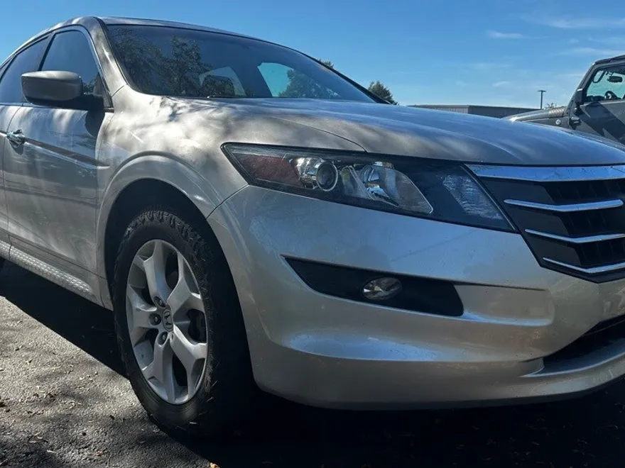 2010 Honda Crosstour EX-L photo 1