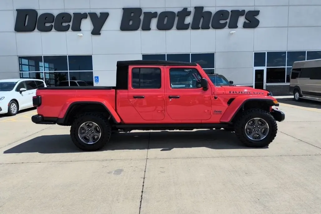 2020 Jeep Gladiator Rubicon photo 1