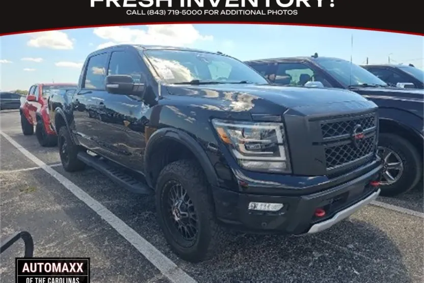 2021 Nissan Titan PRO-4X photo 1