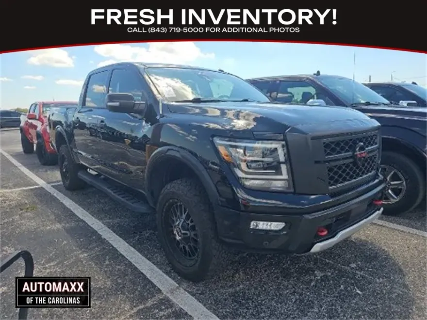 2021 Nissan Titan PRO-4X photo 1