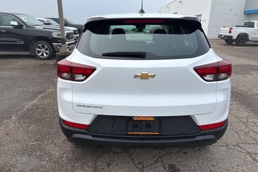 2026 Chevrolet Trailblazer LS photo 1