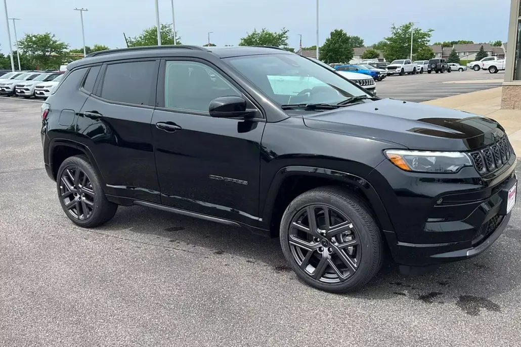 2025 Jeep Compass Limited photo 1