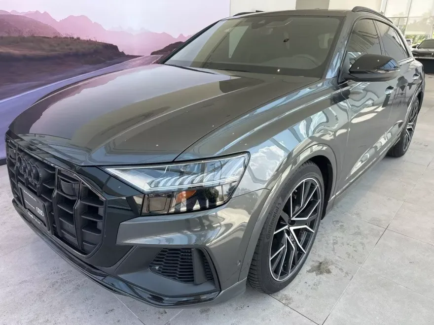 2022 Audi SQ8 Premium Plus photo 1