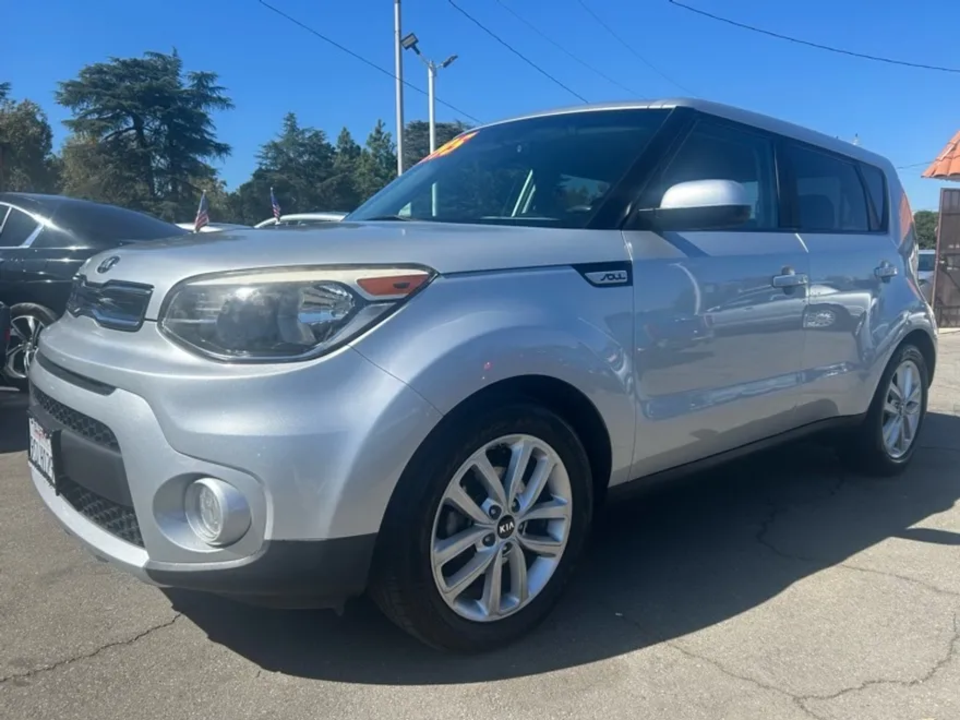 2018 Kia Soul Plus photo 1