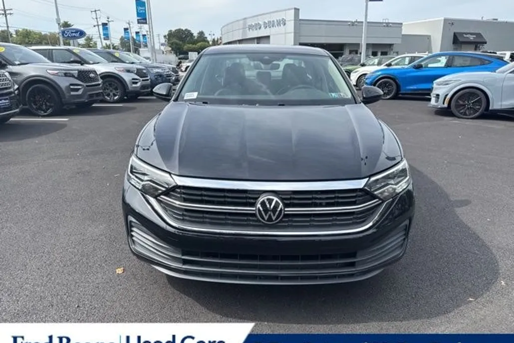 2022 Volkswagen Jetta 1.5T SE photo 1