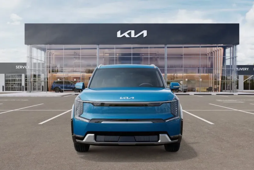 2026 Kia EV9 Land photo 1