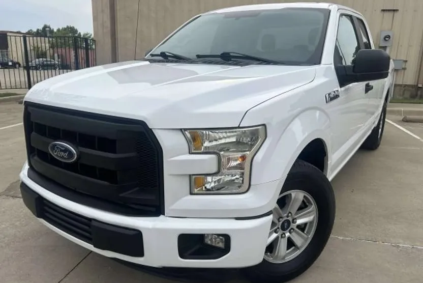 2015 Ford F-150 photo 1