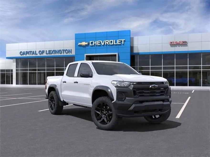 2025 Chevrolet Colorado Trail Boss photo 1