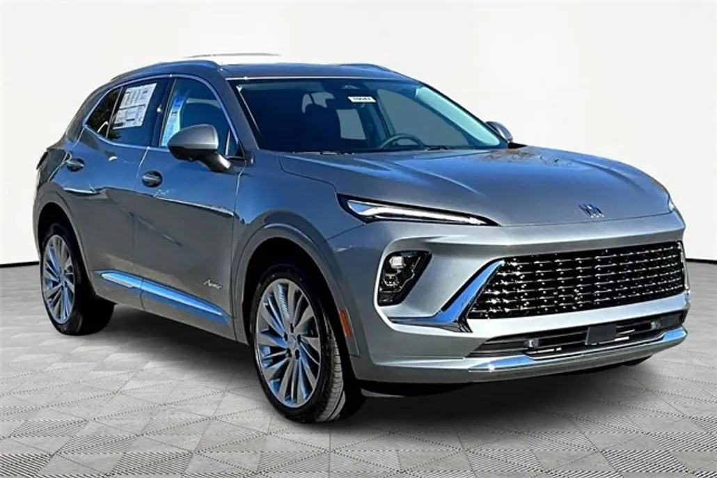 2025 Buick Envision Avenir photo 1