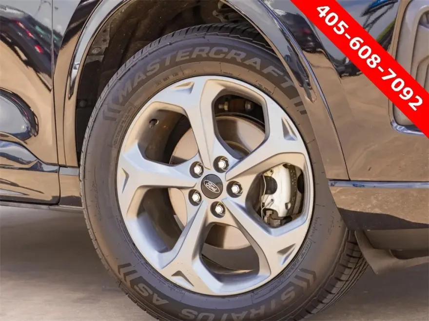2023 Ford Escape ST-Line photo 1