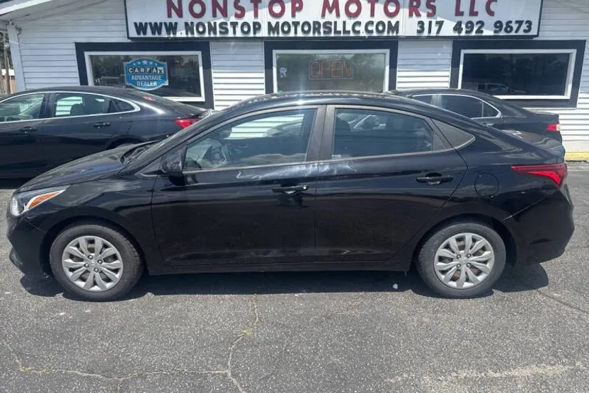 2019 Hyundai Accent SE photo 1