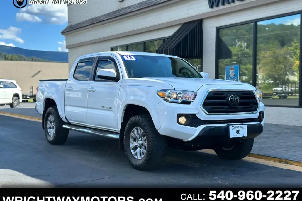 2018 Toyota Tacoma SR5 Double Cab V6 photo 1