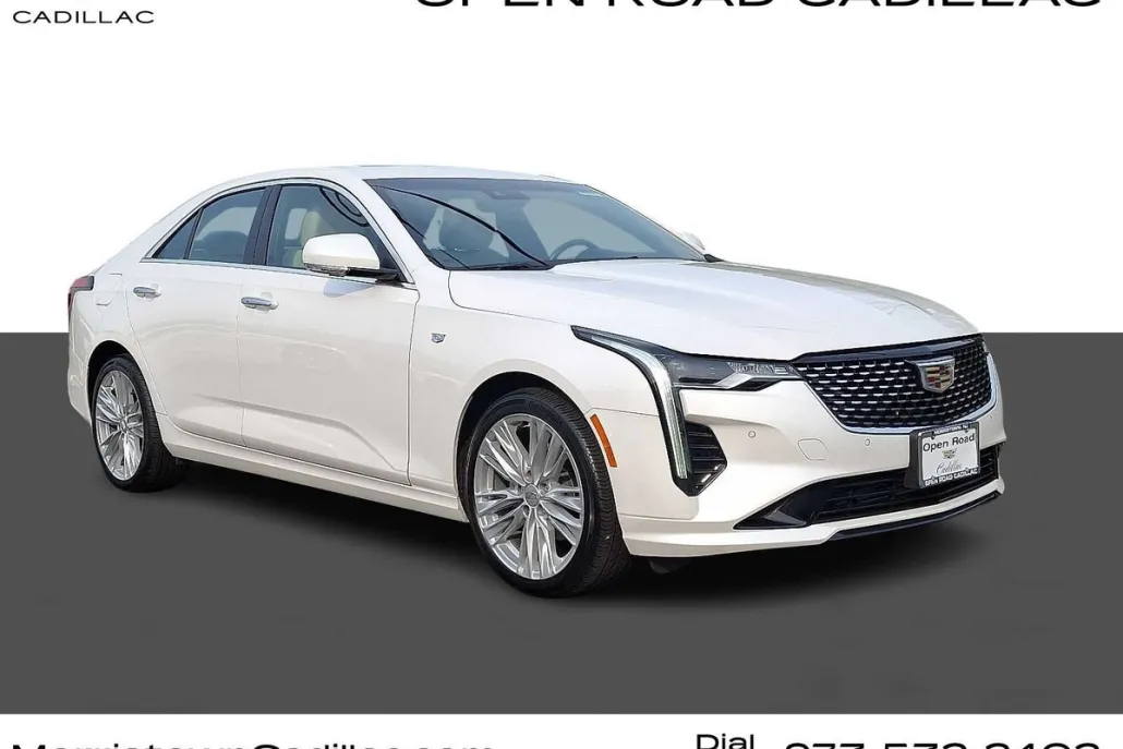 2025 Cadillac CT4 Premium Luxury photo 1