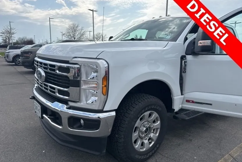 2024 Ford F-350 photo 1
