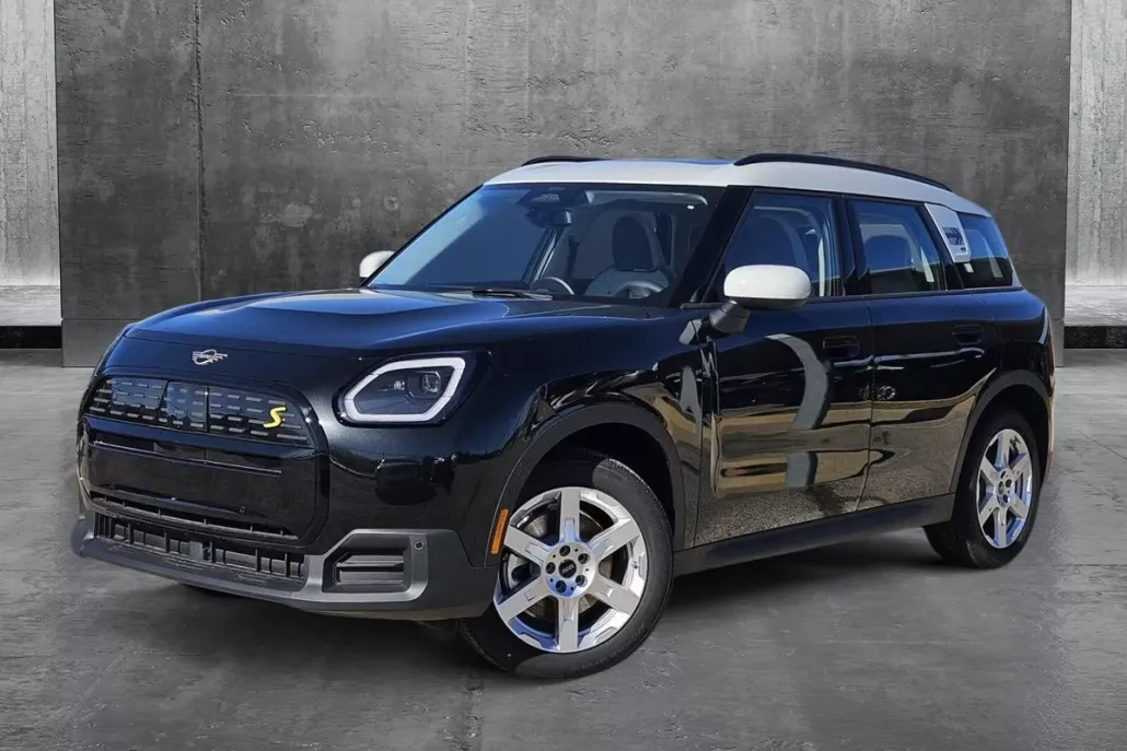 2025 Mini Countryman SE ALL4 Signature photo 1