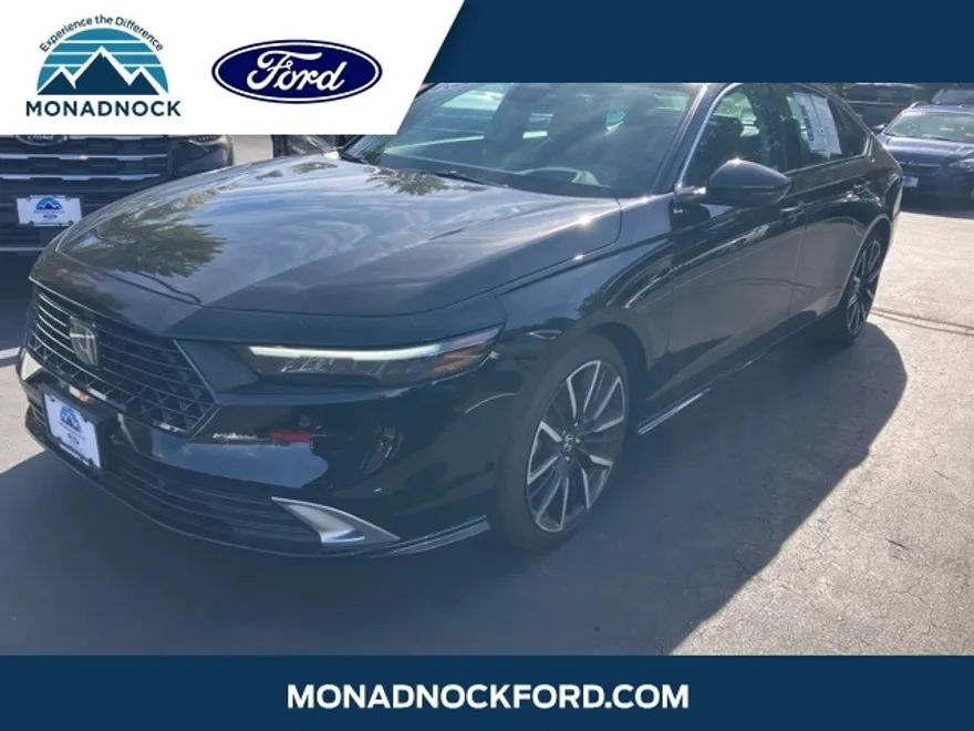 2025 Honda Accord Hybrid Touring photo 1