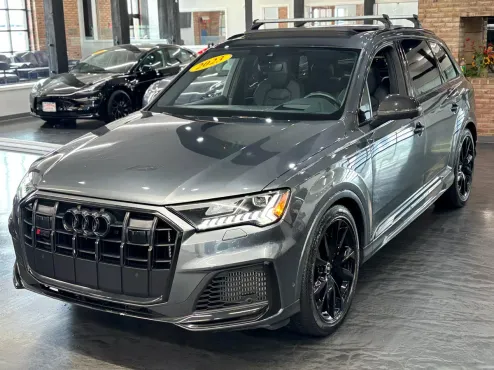 2023 Audi SQ7 Prestige photo 4