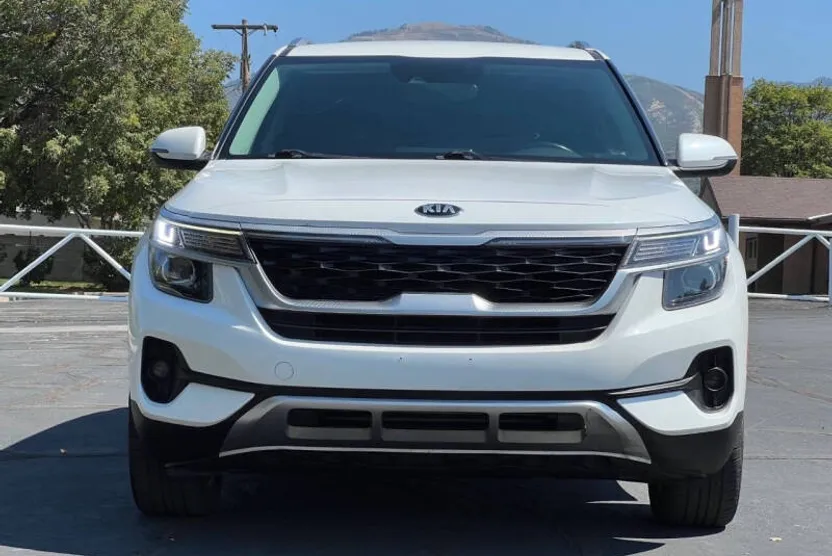 2021 Kia Seltos S photo 1