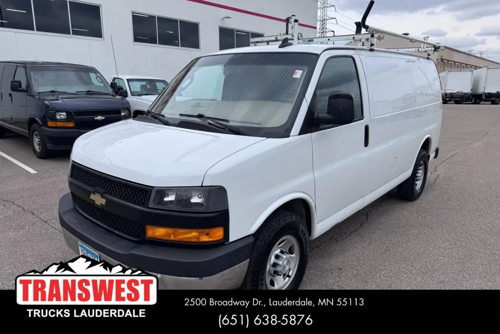2018 Chevrolet Express 3500 Work Van photo 1