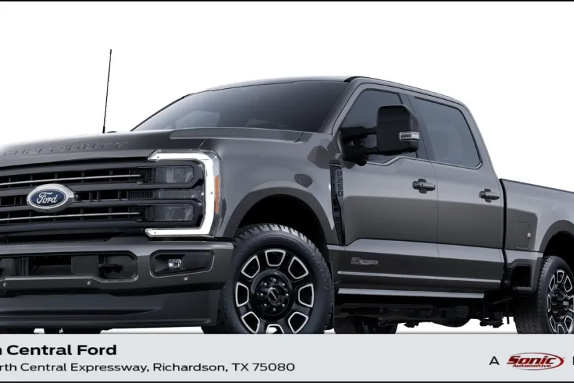 2025 Ford F-250 Platinum photo 1