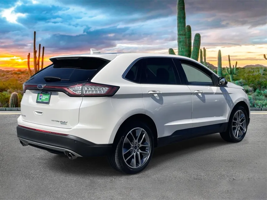2016 Ford Edge Titanium photo 1