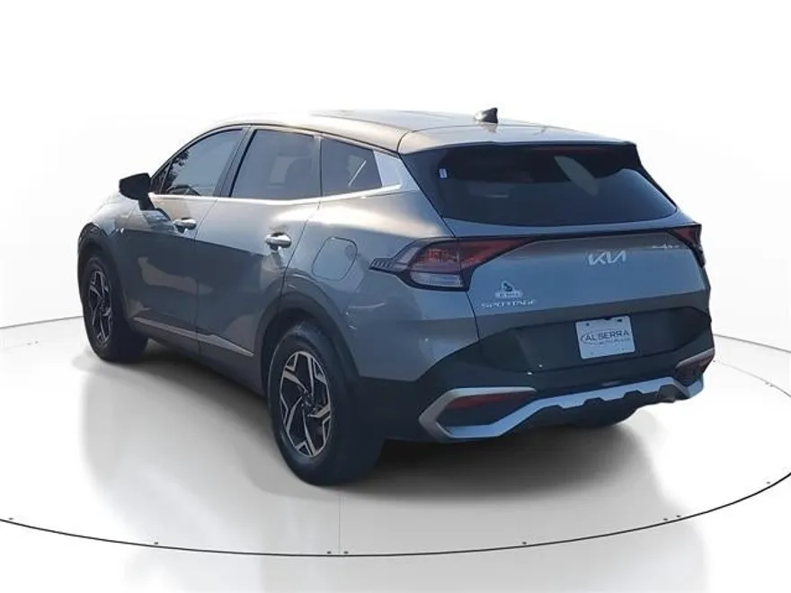 2023 Kia Sportage LX photo 1