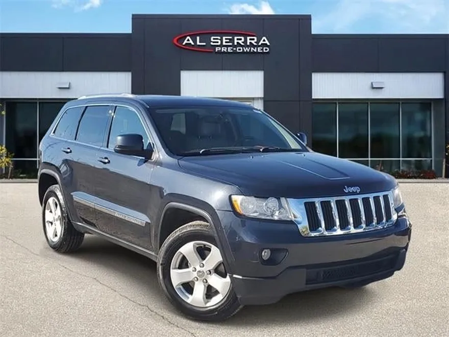 2012 Jeep Grand Cherokee Laredo photo 1