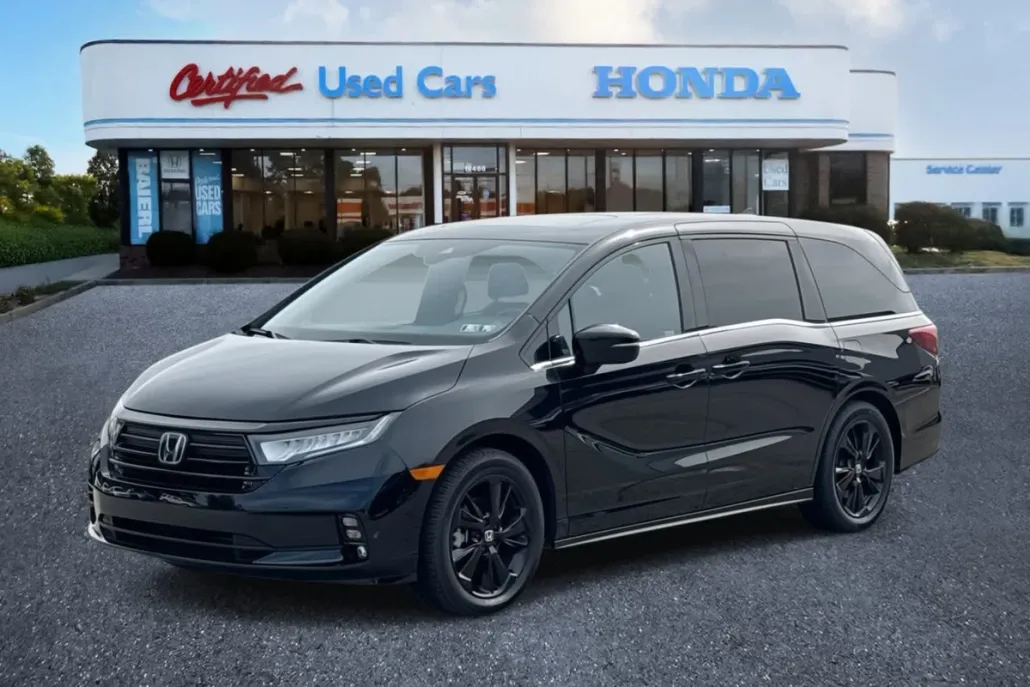 2023 Honda Odyssey Sport photo 1