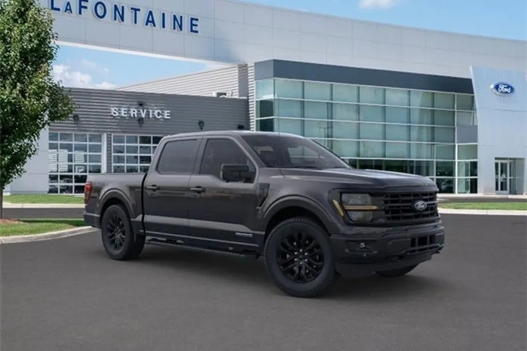 2025 Ford F-150 XLT photo 1