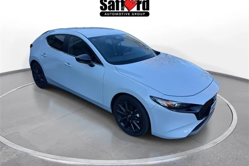 2025 Mazda Mazda3 2.5 Select Sport photo 1