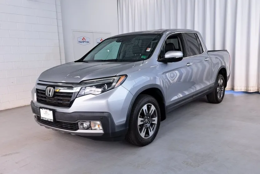 2019 Honda Ridgeline RTL-E photo 1