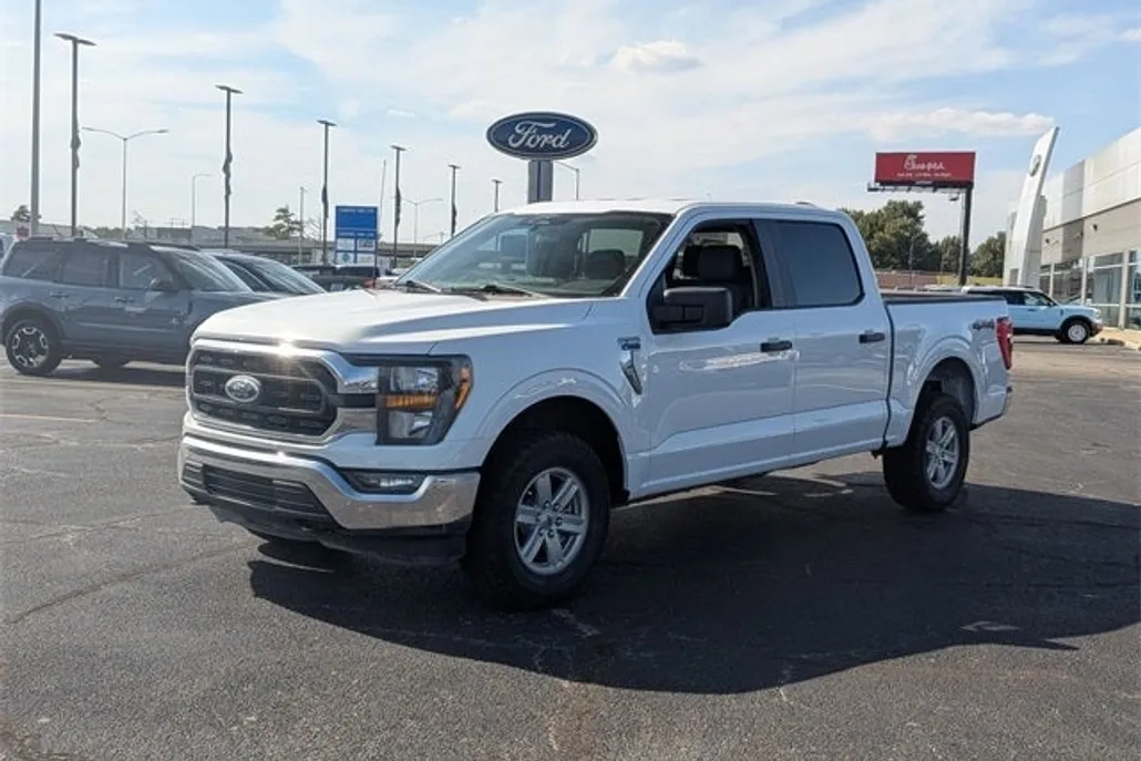 2023 Ford F-150 XLT photo 1