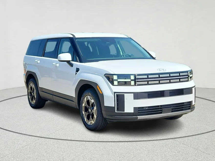 2026 Hyundai Santa Fe SE photo 1