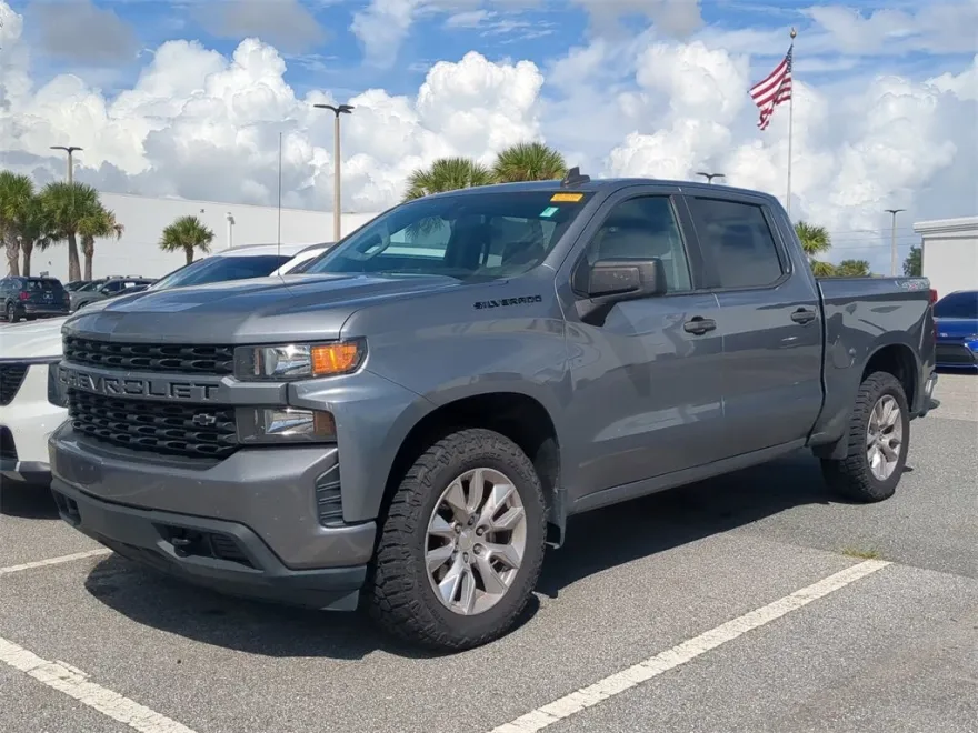2021 Chevrolet Silverado 1500 Custom photo 1