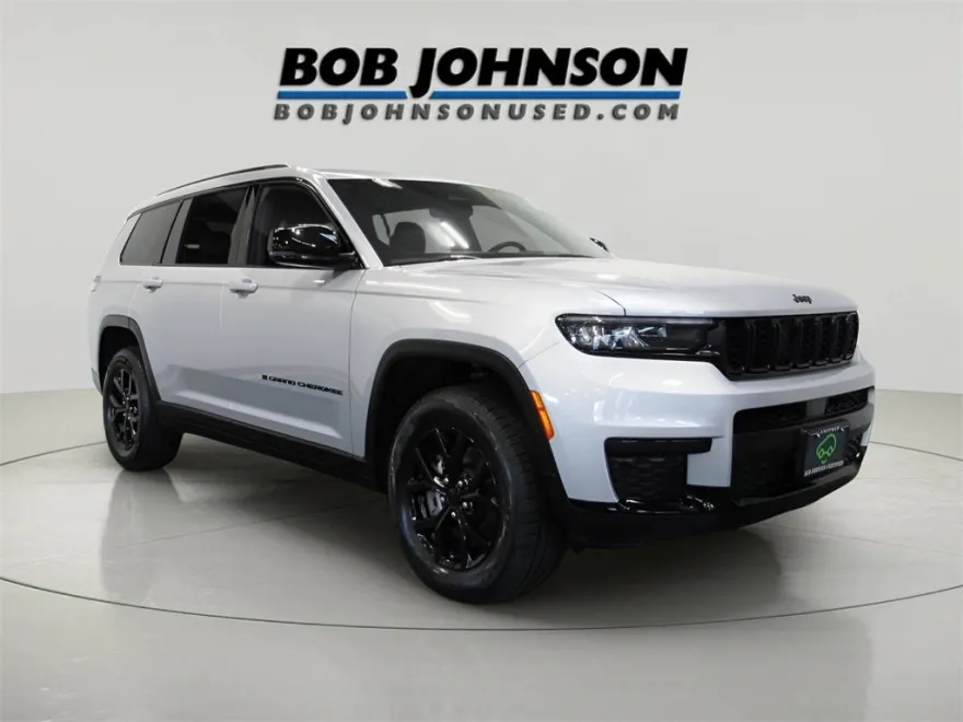 2024 Jeep Grand Cherokee Altitude photo 1