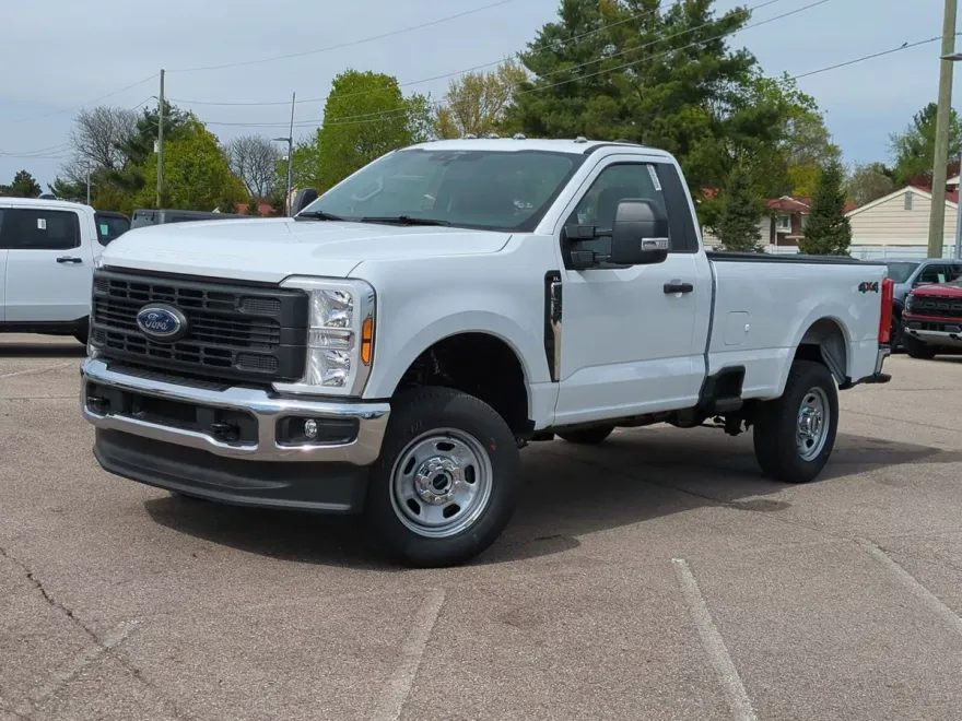 2025 Ford F-350 XL photo 1