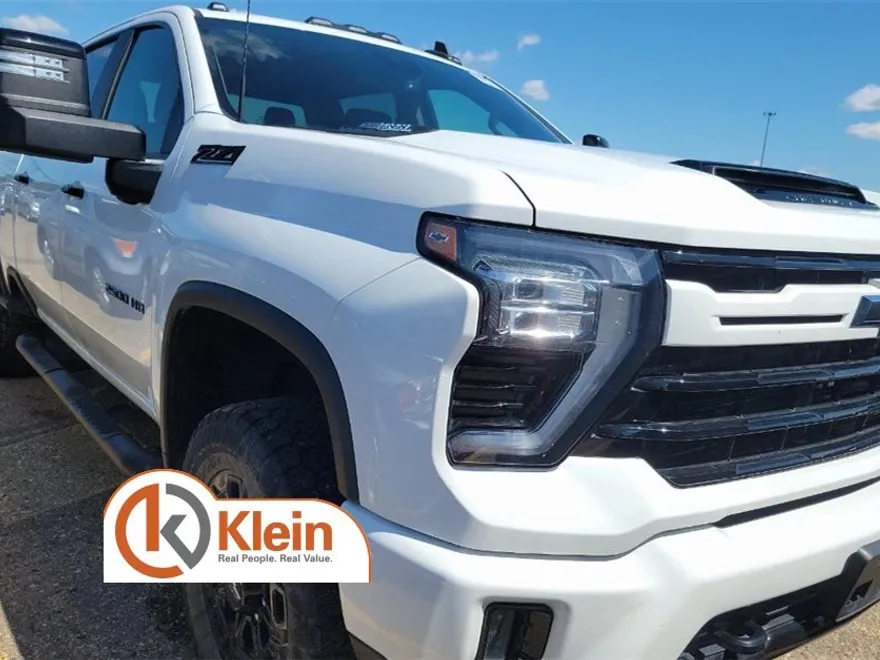 2024 Chevrolet Silverado 2500HD LT photo 1