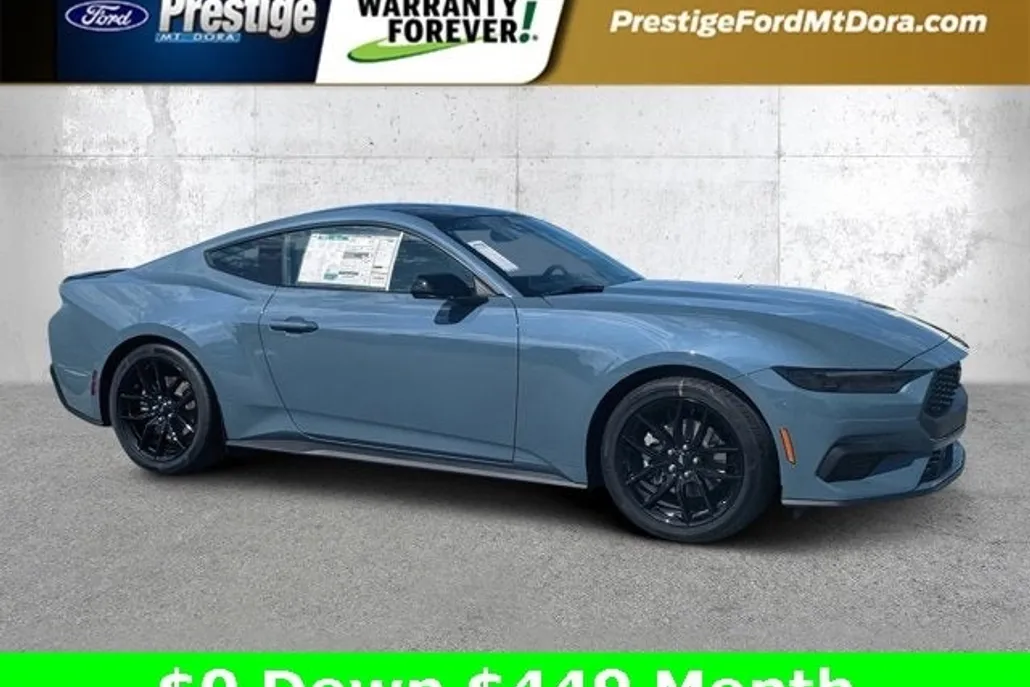 2025 Ford Mustang EcoBoost photo 1